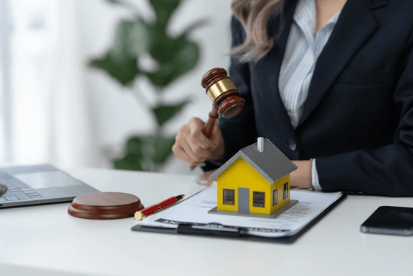 Imóveis Irregulares: Os Riscos de Comprar Sem Registro e Como se Proteger